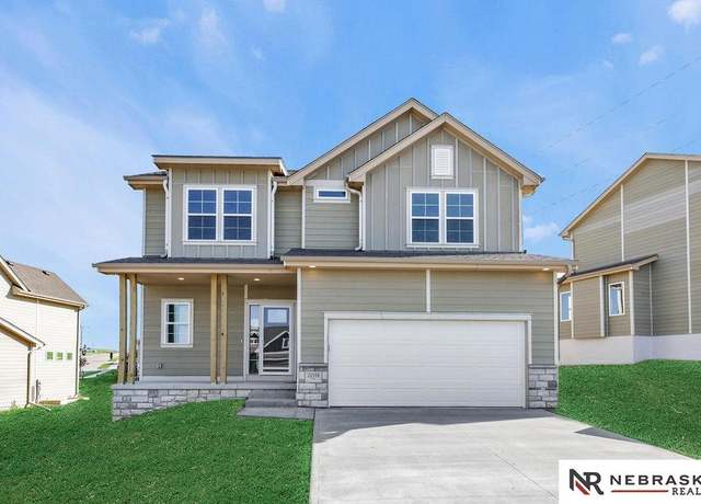 Property at 21559 I St, Elkhorn, NE 68002, 3 beds, 3.5 baths