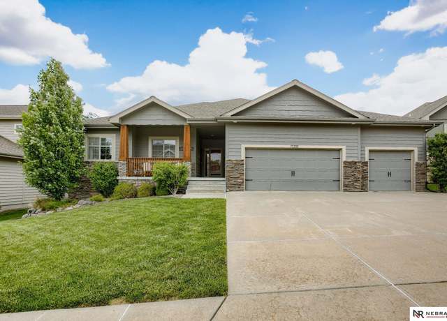 Property at 17210 Camp St, Omaha, NE 68136, 5 beds, 3 baths