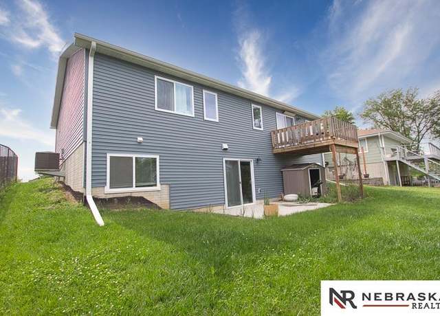 Property at 3928 NW 57th St, Lincoln, NE 68524, 3 beds, 3 baths