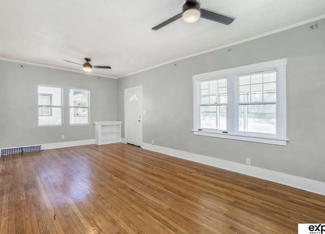 Property at 4740 N 40th Ave, Omaha, NE 68111-0000, 4 beds, 1 bath