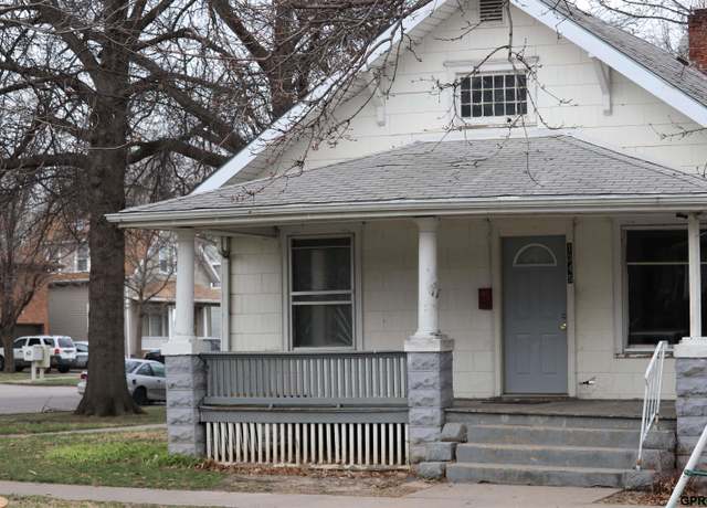 Property at 1345 S 12 St, Lincoln, NE 68502, 2 beds, 2 baths