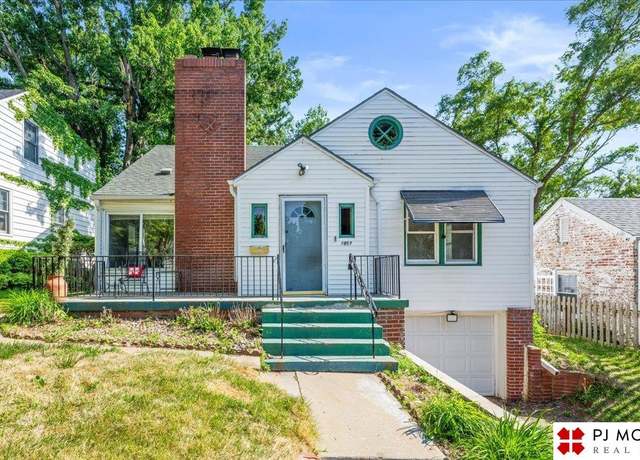 Property at 4859 Decatur St, Omaha, NE 68104, 3 beds, 2 baths