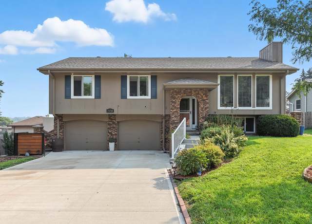 Property at 15724 Hascall Cir, Omaha, NE 68130, 3 beds, 2.5 baths