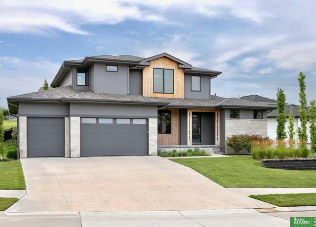 Property at 7267 N 172nd St, Bennington, NE 68007, 5 beds, 4.5 baths