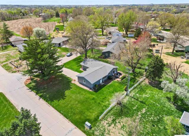 Property at 1745 N 10th St, Nebraska City, NE 68410, 5 beds, 3 baths