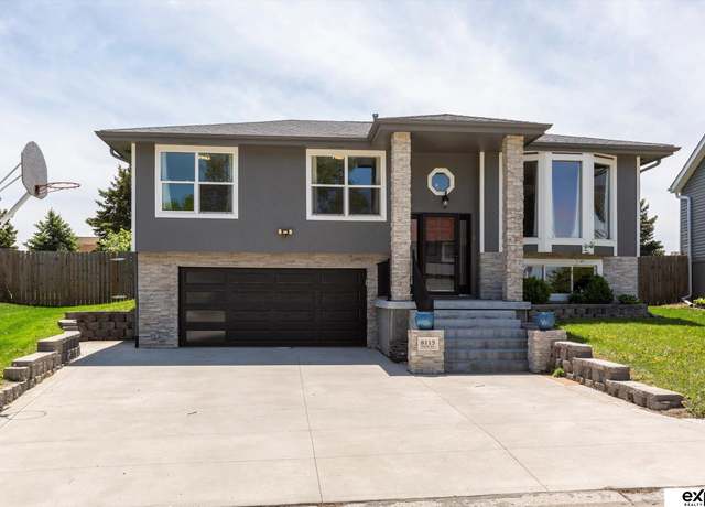 Property at 8115 Vernon Ave, Omaha, NE 68134, 3 beds, 2 baths