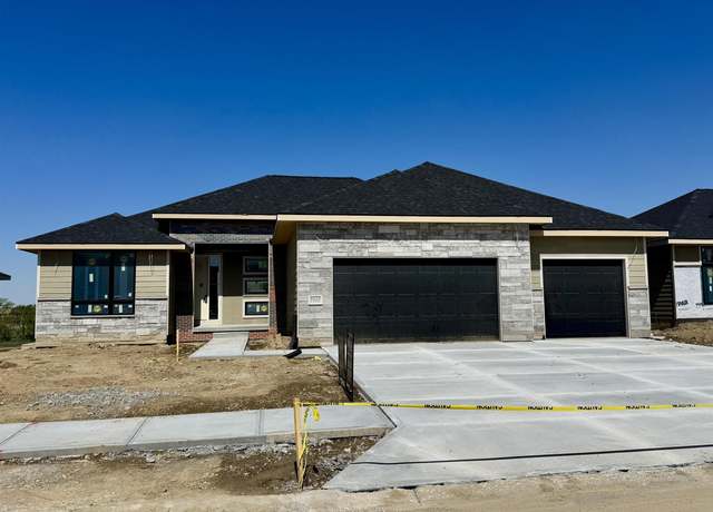 Property at 5522 N 213 Ave, Elkhorn, NE 68022, 6 beds, 3 baths
