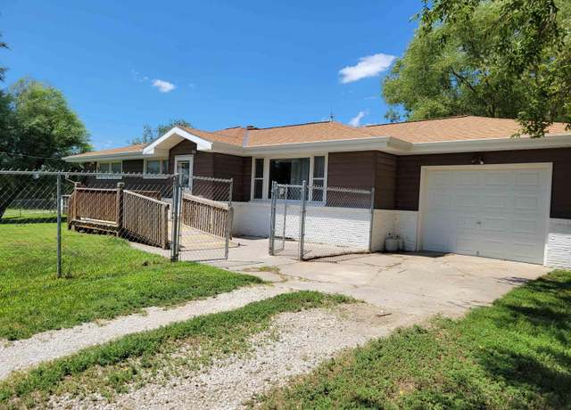 Property at 19802 Fairview Rd, Gretna, NE 68028, 3 beds, 1 bath