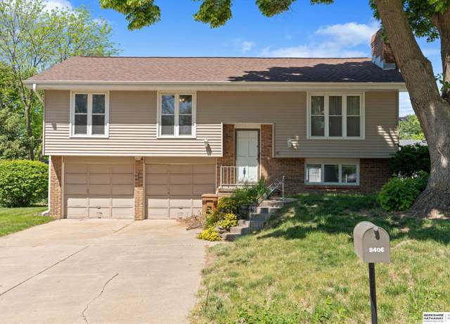 Property at 8406 S 48th Ter, Omaha, NE 68157, 3 beds, 2.5 baths