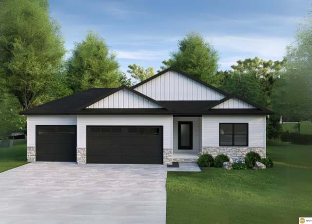 Property at 11520 S 190 St, Gretna, NE 68028, 5 beds, 3 baths