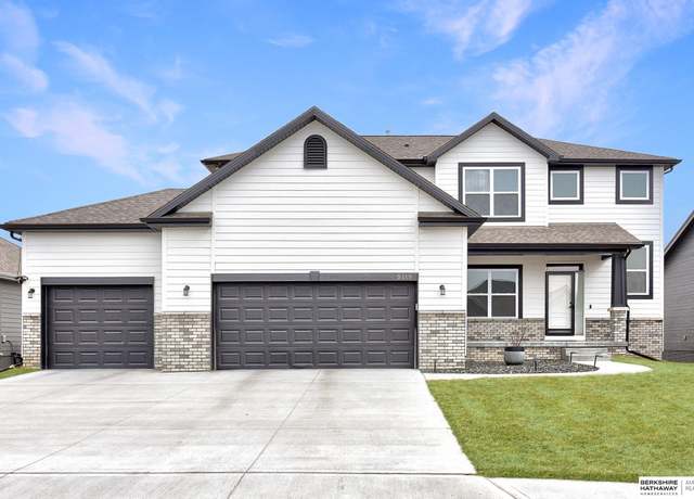 Property at 5119 N 209th Ave, Elkhorn, NE 68022, 4 beds, 3.5 baths