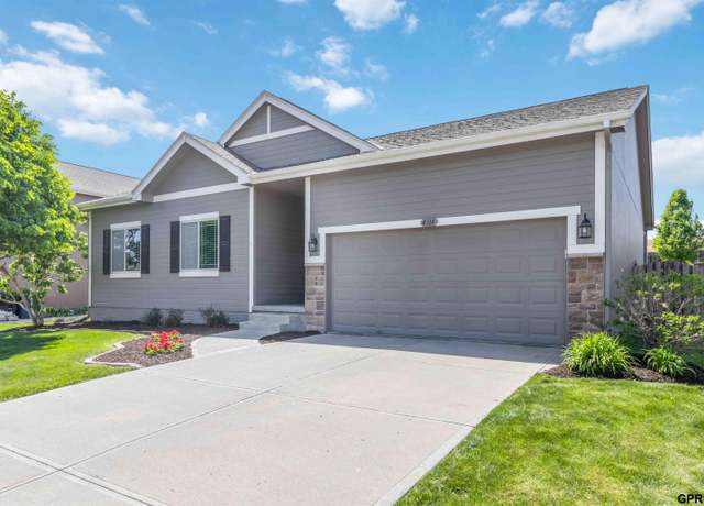 Property at 4314 S 202 Ave, Omaha, NE 68135, 4 beds, 3 baths