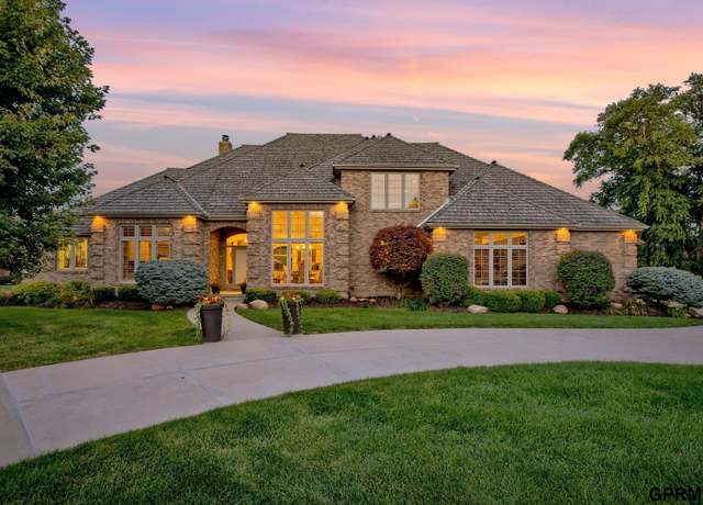 Property at 3835 S 179 Ter, Omaha, NE 68130, 4 beds, 5.5 baths