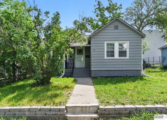 Property at 1409 S 17th St, Omaha, NE 68108, 3 beds, 2 baths