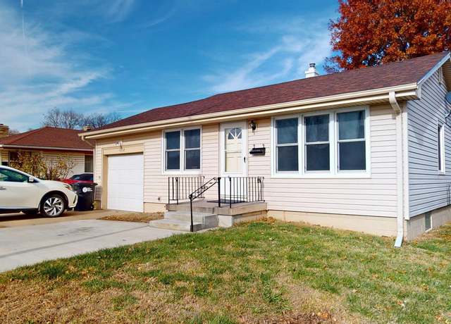 Property at 8332 Cass St, Omaha, NE 68114, 3 beds, 2 baths