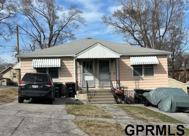Property at 4726 Grant St Unit 4726-4728, Omaha, NE 68104, 2 beds, 1 bath