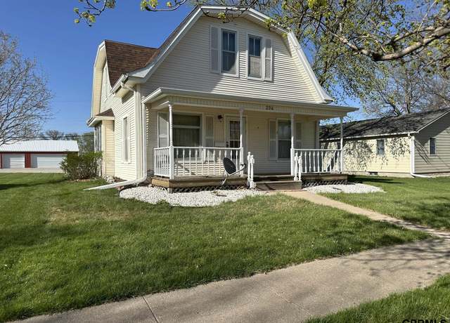 Property at 204 E Beatrice Ave, Dewitt, NE 68341, 5 beds, 1 bath