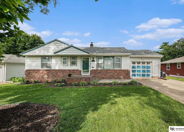 Property at 710 South 67th Ave, Omaha, NE 68106, 3 beds, 2.5 baths