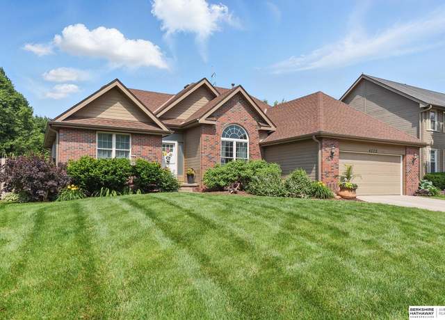 Property at 4322 N 143rd St, Omaha, NE 68164, 4 beds, 3 baths