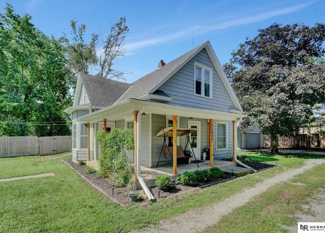 Property at 11635 A St, Walton, NE 68461, 3 beds, 1 bath