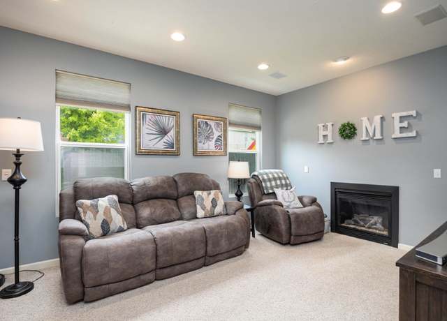 Property at 1524 N 208 Ter, Omaha, NE 68022, 3 beds, 3.5 baths