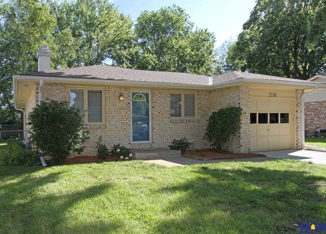 Property at 5330 Otoe St, Lincoln, NE 68506, 2 beds, 2 baths