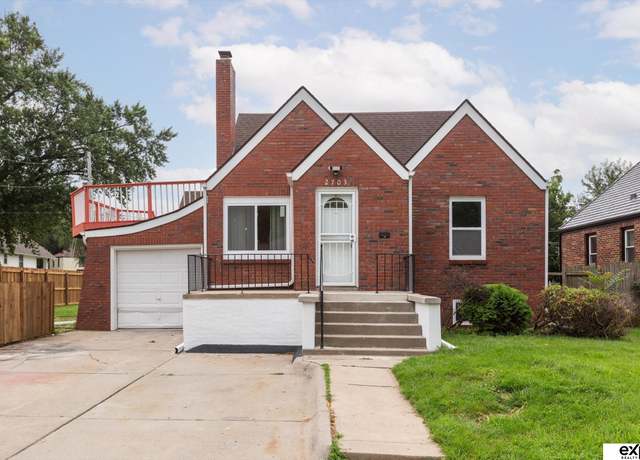 Property at 2703 Crown Point Ave, Omaha, NE 68111, 4 beds, 2.5 baths