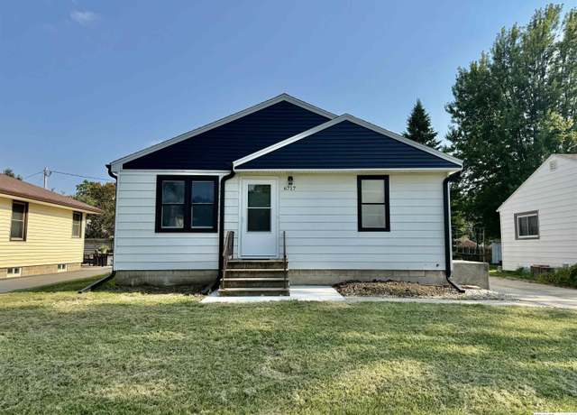 Property at 6717 Colby St, Lincoln, NE 68505, 3 beds, 2 baths