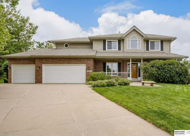 Property at 18205 Cedar Cir, Omaha, NE 68130, 4 beds, 3.5 baths