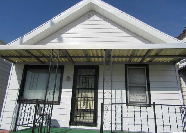 Property at 1336 S 24th St, Omaha, NE 68108, 3 beds, 1 bath