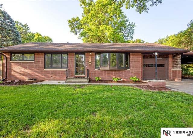 Property at 6731 Fremont St, Lincoln, NE 68507, 3 beds, 2 baths
