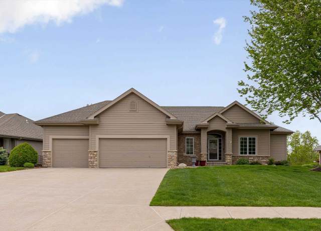 Property at 7509 S 170th St, Omaha, NE 68136, 4 beds, 3 baths