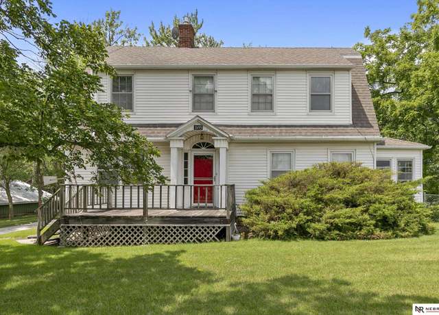 Property at 1695 Park St, Syracuse, NE 68446, 3 beds, 2.5 baths