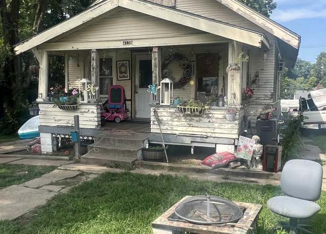 Property at 4138 N 37 St, Omaha, NE 68111, 2 beds, 1 bath