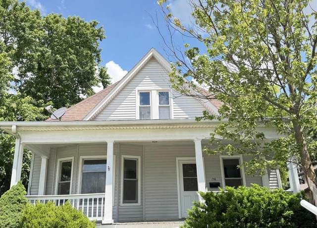 Property at 1200 Court St, Beatrice, NE 68310, 4 beds, 2 baths