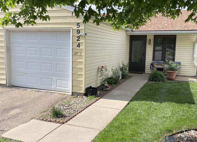 Property at 5924 Wolff Ln, Lincoln, NE 68521, 2 beds, 1 bath