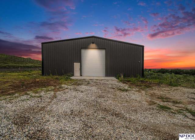 Property at 11919 N 184 Plz, Bennington, NE 68007