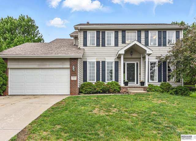 Property at 4414 S 174th St, Omaha, NE 68135, 4 beds, 2.5 baths