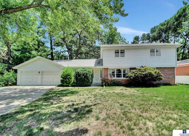 Property at 2640 S 35th St, Lincoln, NE 68506, 5 beds, 2.5 baths