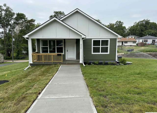 Property at 4522 N 40 St, Omaha, NE 68111, 3 beds, 2.5 baths
