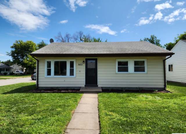 Property at 1653 E 3rd St, Fremont, NE 68025, 2 beds, 1 bath