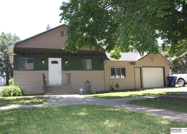 Property at 525 State St, Lyons, NE 68038, 3 beds, 1 bath