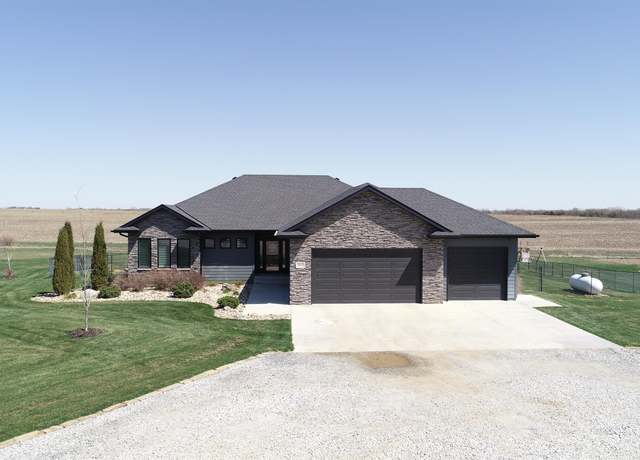 Property at 38326 S 1st Rd, Blue Springs, NE 68318, 5 beds, 3 baths
