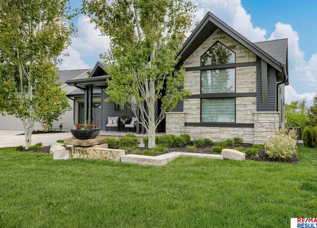 Property at 21965 Brookside Ave, Elkhorn, NE 68022, 4 beds, 3 baths