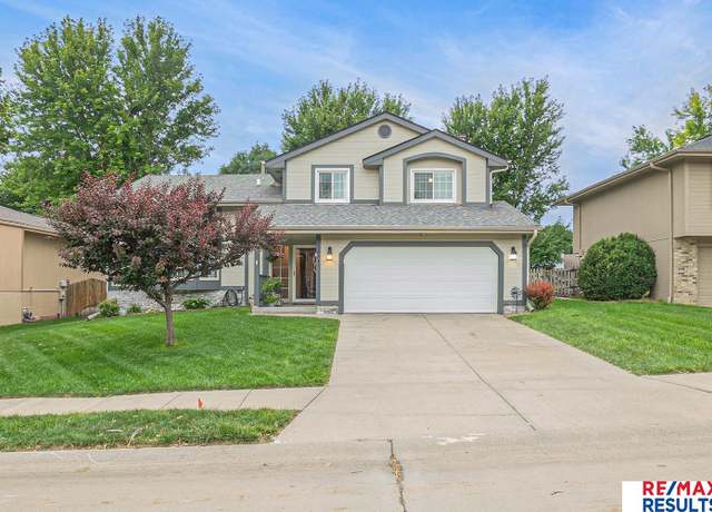 Property at 16231 Rolling Ridge Rd, Omaha, NE 68135-0000, 3 beds, 2.5 baths
