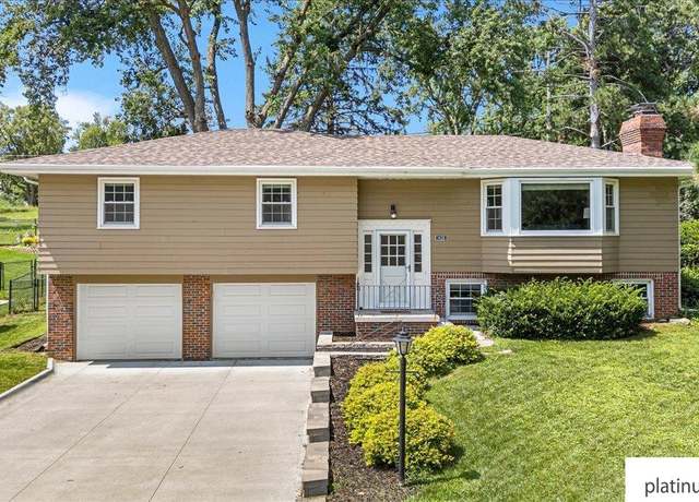 Property at 1426 S 126 St, Omaha, NE 68144, 3 beds, 2 baths
