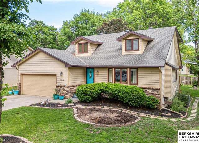 Property at 15341 Davenport Cir, Omaha, NE 68154, 3 beds, 2 baths