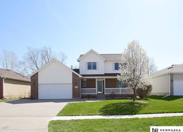 Property at 7700 O'rourke Dr, Lincoln, NE 68516, 3 beds, 3.5 baths