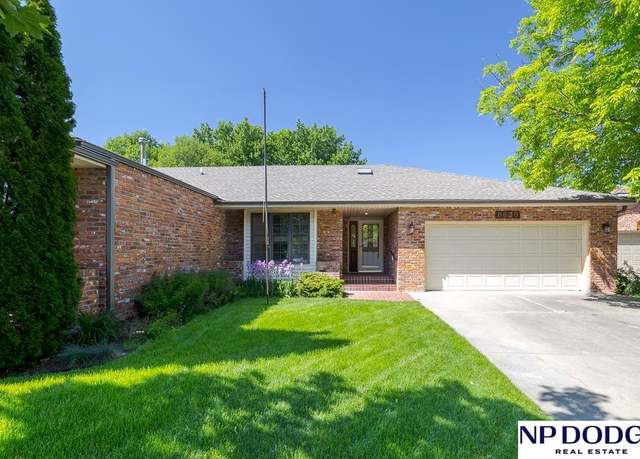 Property at 6630 Flint Ridge Rd, Lincoln, NE 68506, 4 beds, 2.5 baths