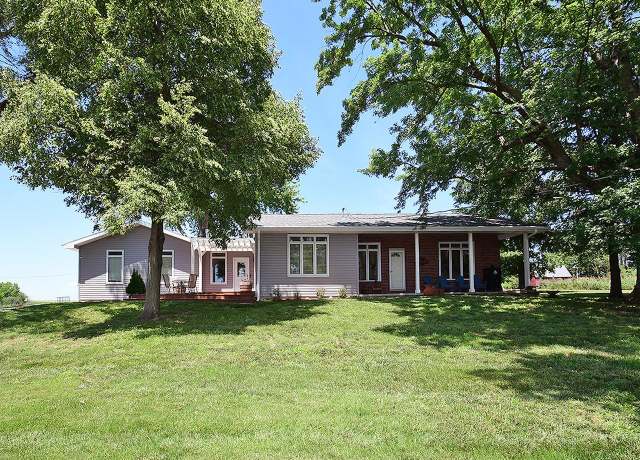 Property at 3846 E Locust Ln, Holmesville, NE 68310, 3 beds, 2 baths